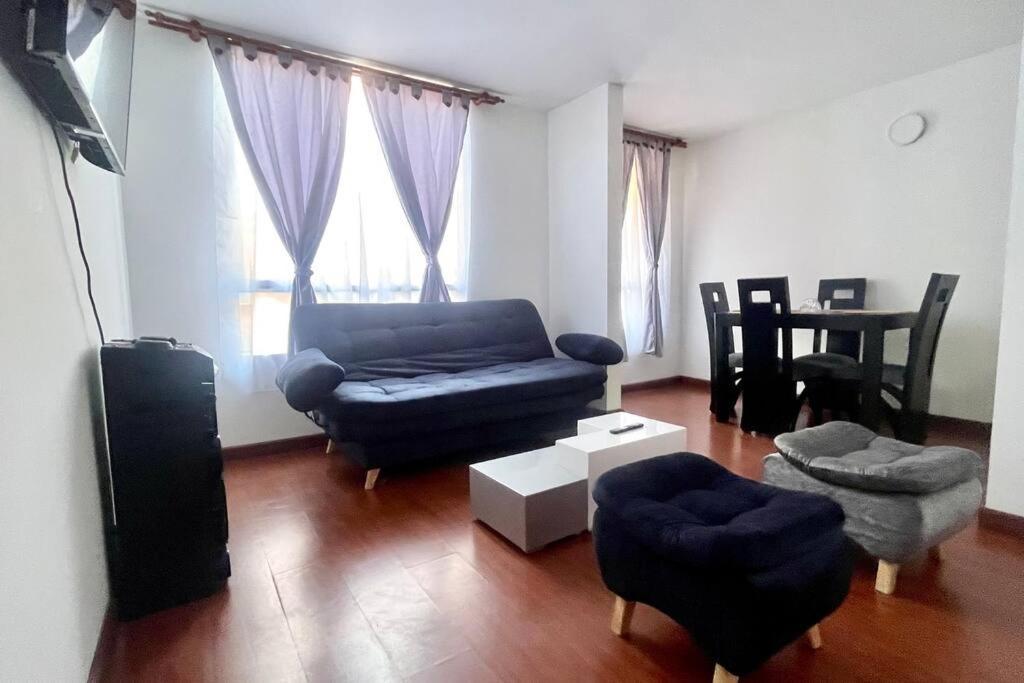 Apto Comodo En Conjunto 1 Piso Parqueadero Apartment *